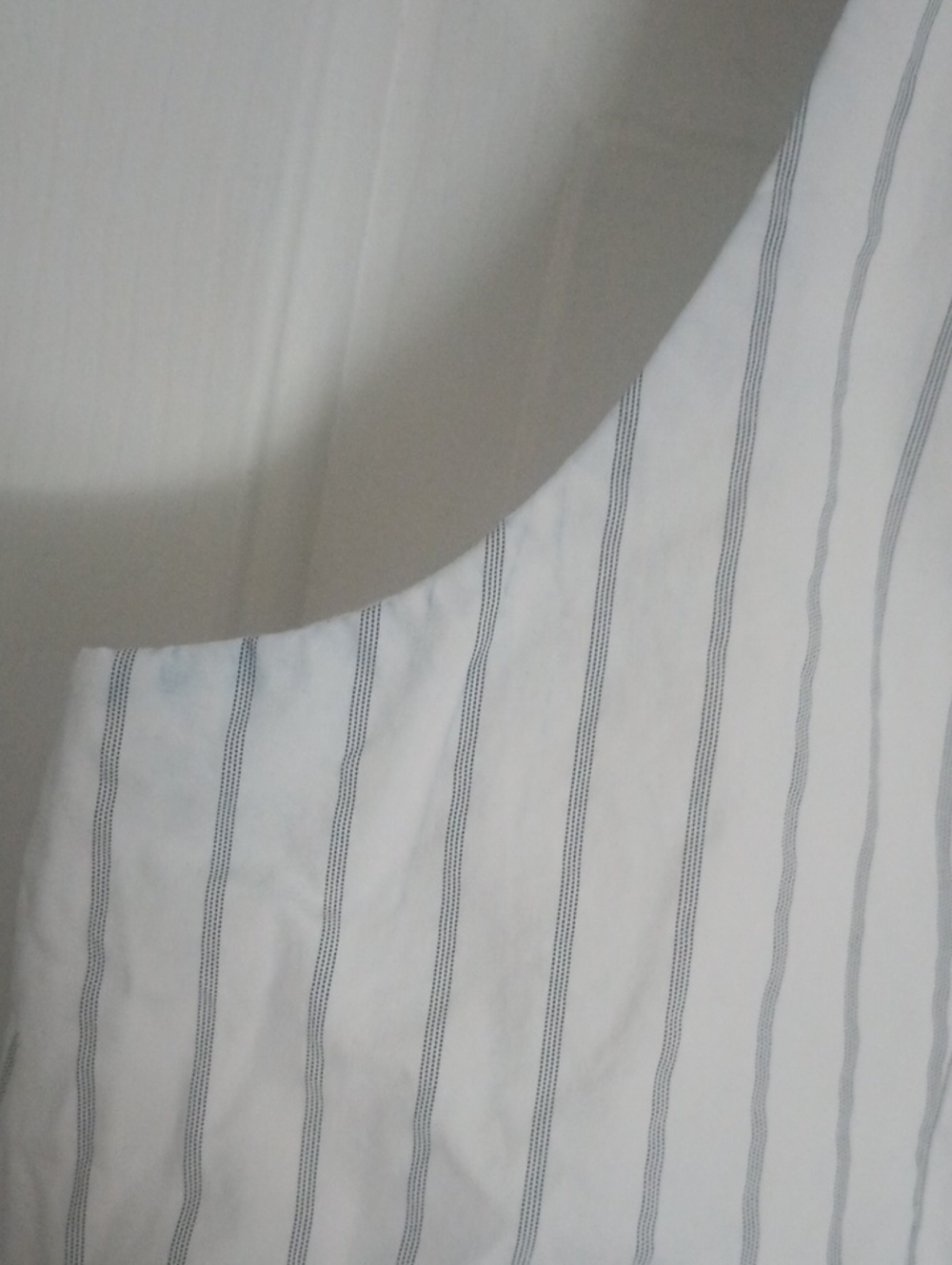 Zara White Pinstripe Tie-back Vest - Picture 9 of 10